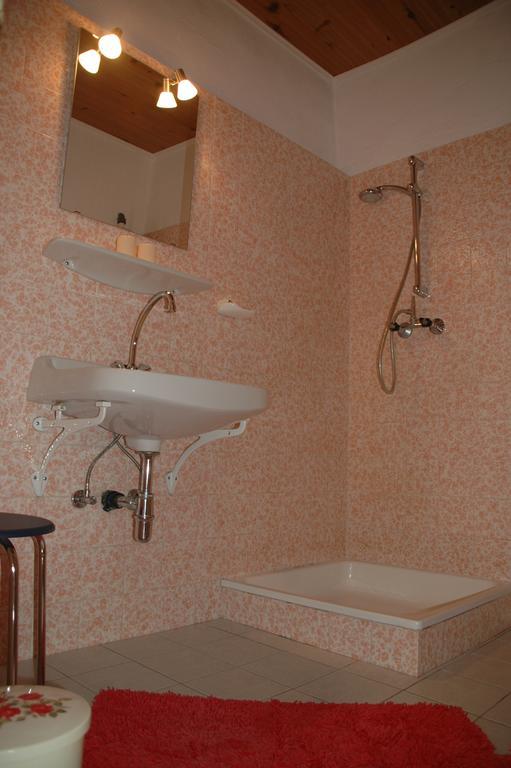 Romantikhaus Hufschmiede Hotel Engelhartszell Buitenkant foto