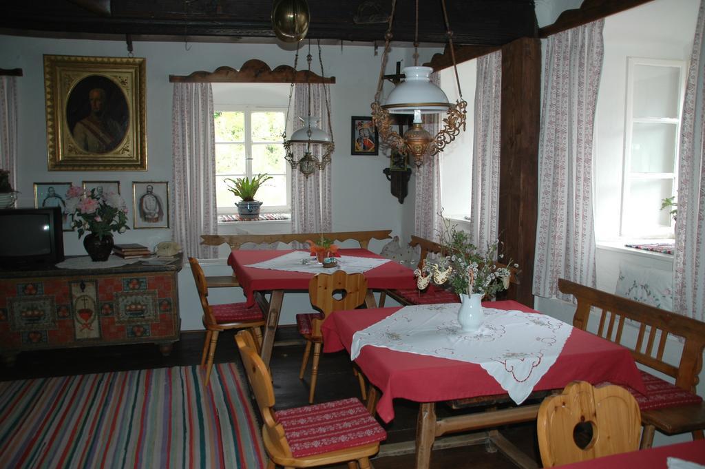 Romantikhaus Hufschmiede Hotel Engelhartszell Buitenkant foto